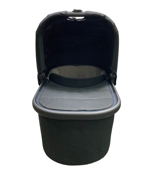 Shop UPPAbaby V2 Bassinet, Jake (Charcoal) at Goodbuygears