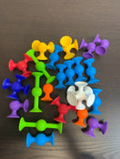 used Fat Brain Toys Squigz