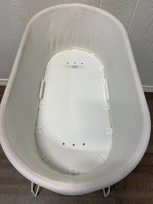 used Happiest Baby SNOO Smart Sleeper