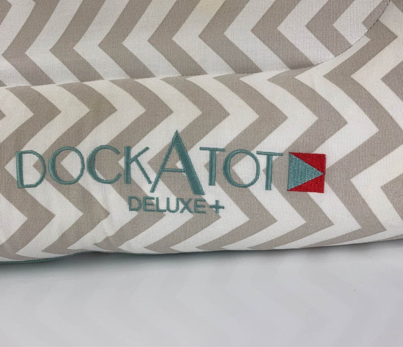 Shop Dockatot Deluxe+ Dock, Silver Lining (chevron) at Goodbuygears