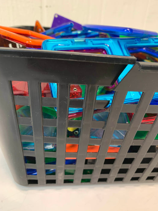 used Magformers Building Set