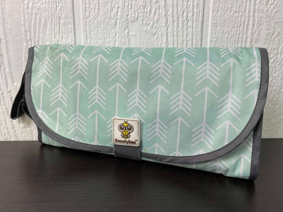 used SnoofyBee Changing Pad