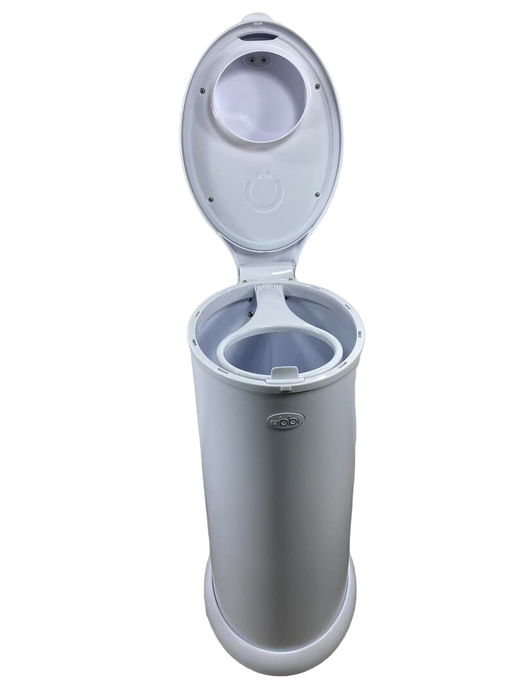 Shop Ubbi Diaper Pail, Matte White at Goodbuygears