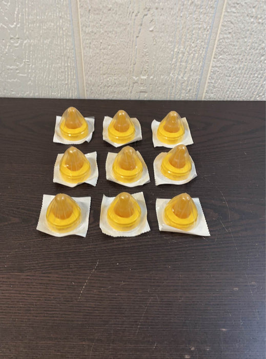 used BUNDLE Similac Slow Flow Nipples