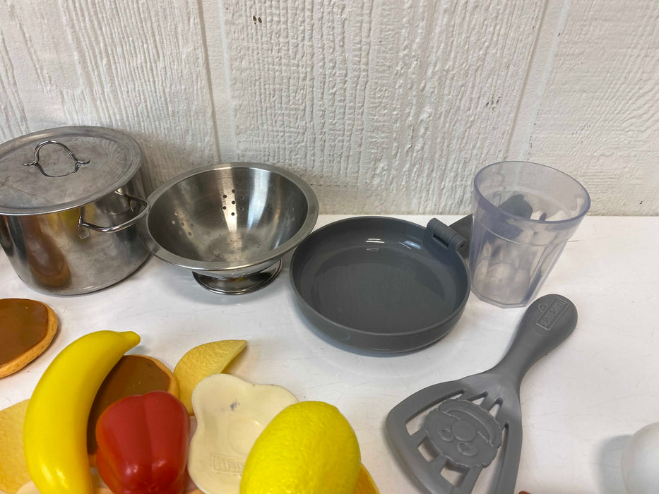 used BUNDLE Play Food