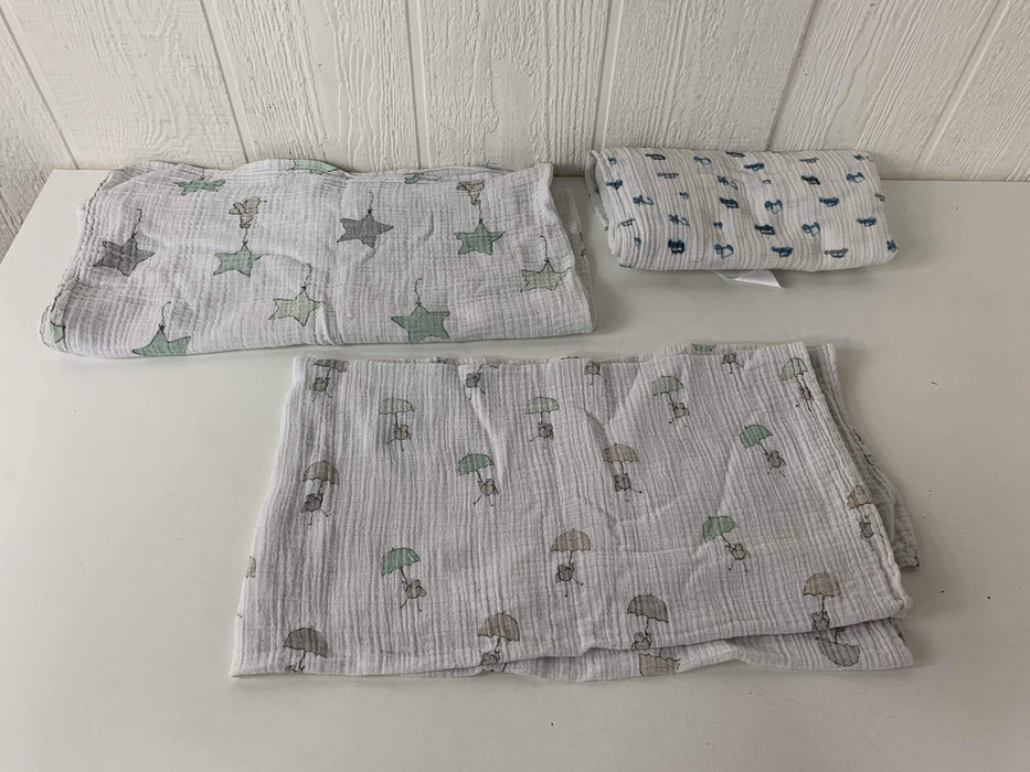 used BUNDLE Baby Blankets