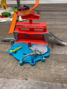secondhand Hot Wheels Super Ultimate Garage