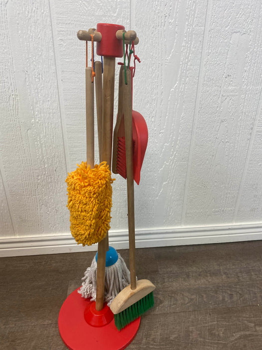 secondhand Melissa & Doug Let’s Play House! Dust! Sweep! Mop!