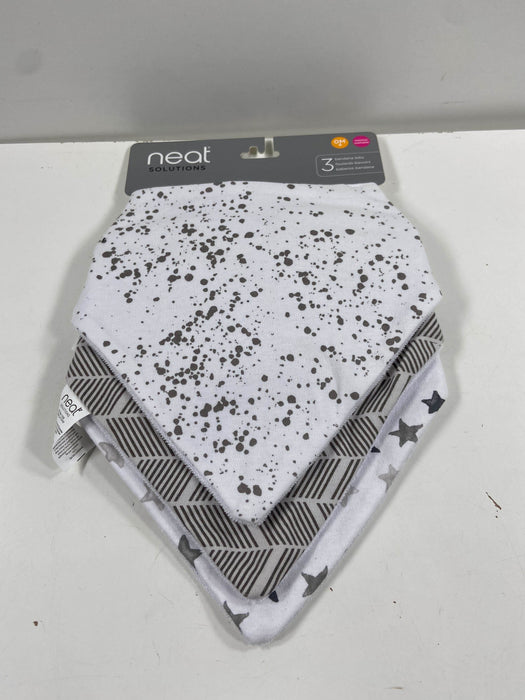 secondhand Neat Solutions Bandana Bib Set