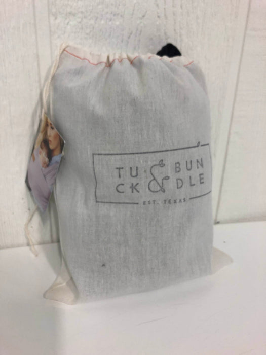 used Tuck & Bundle Baby Wrap