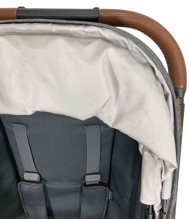 Shop UPPAbaby VISTA V2 Stroller, 2022, Greyson (Charcoal Melange) at Goodbuygears
