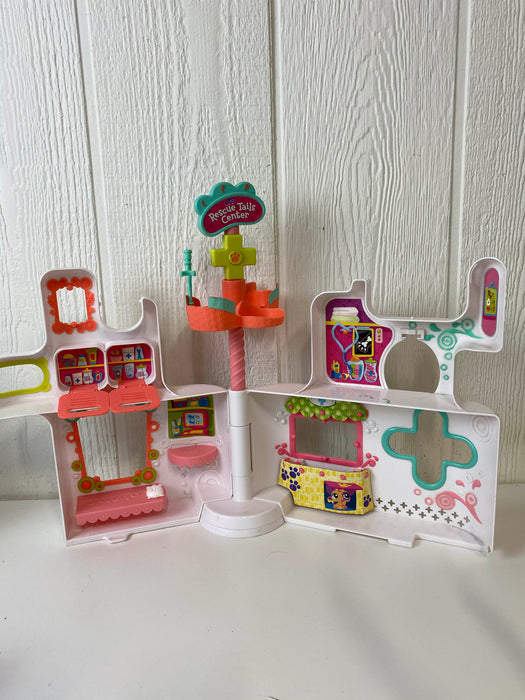 BUNDLE Littlest Pet Shop Toys