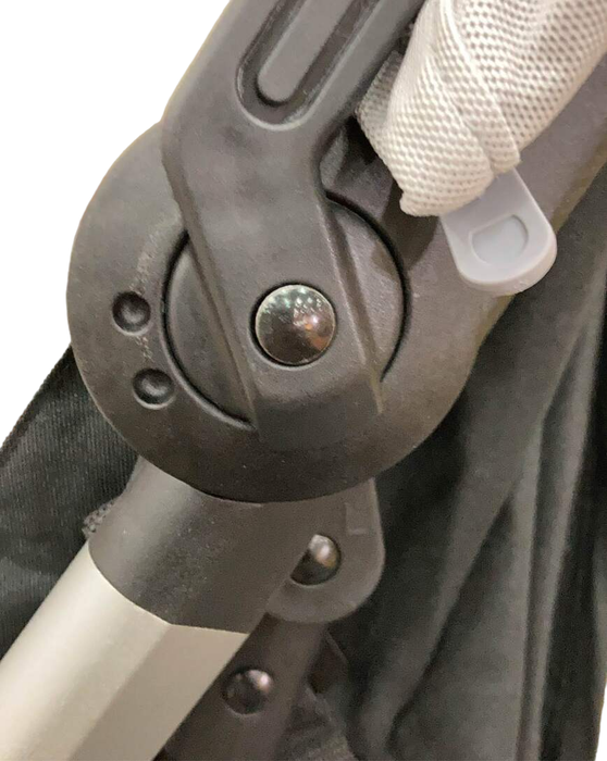 Shop Colugo Compact Stroller, Cool Grey, 2022 at Goodbuygears