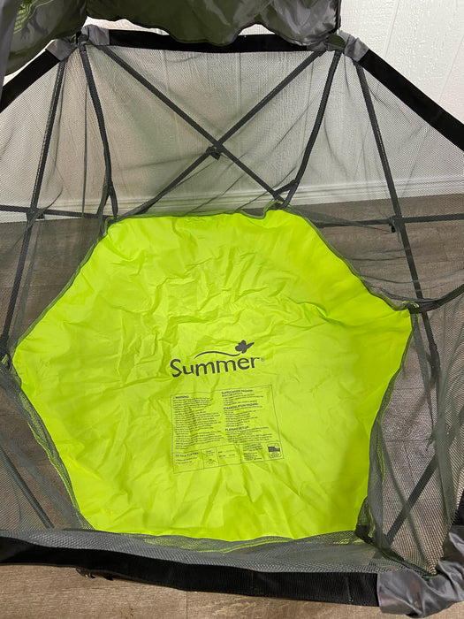 secondhand Summer Infant Pop 'N Play Portable Playard With Canopy