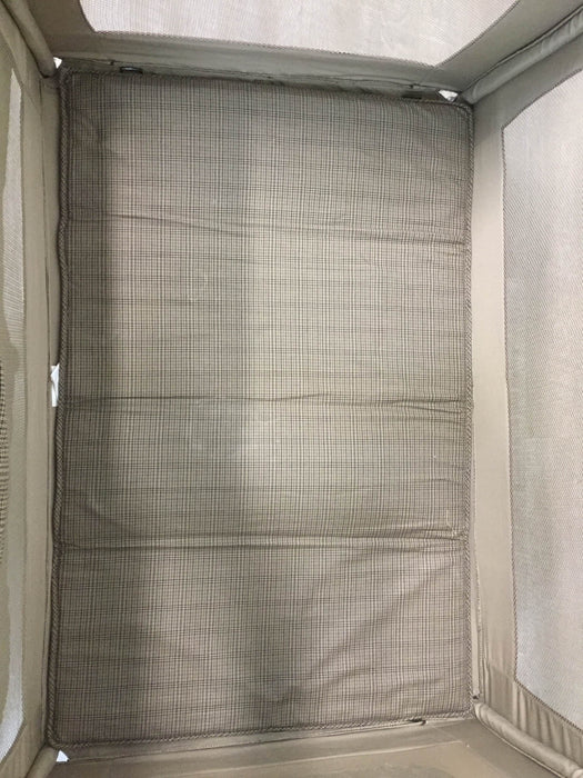 used Eddie Bauer Complete Care Playard