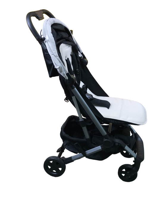 Shop Colugo Compact Stroller, 2022, Dune at Goodbuygears