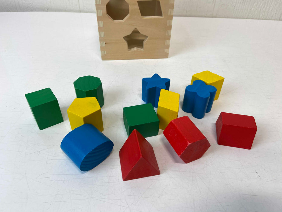 secondhand Melissa & Doug Shape Sorter Cube