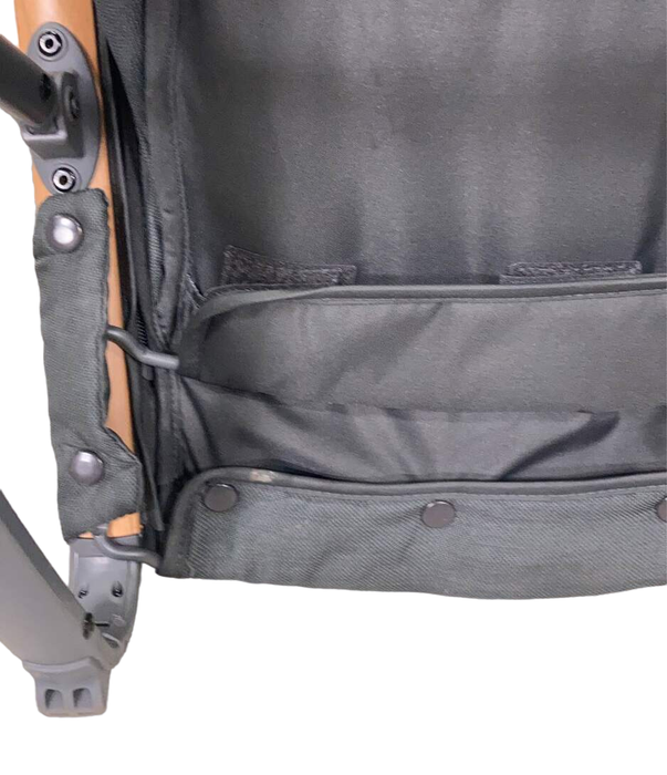 Shop Maxi-Cosi Kori 2-in-1 Rocker, Essential Graphite at Goodbuygears