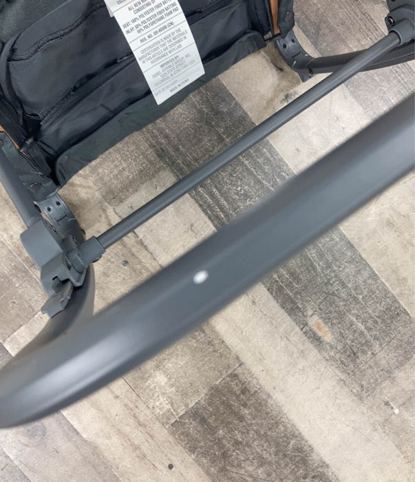 Shop Maxi-Cosi Kori 2-in-1 Rocker, Essential Graphite at Goodbuygears