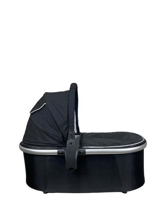 Shop Mockingbird Bassinet, Black at Goodbuygears