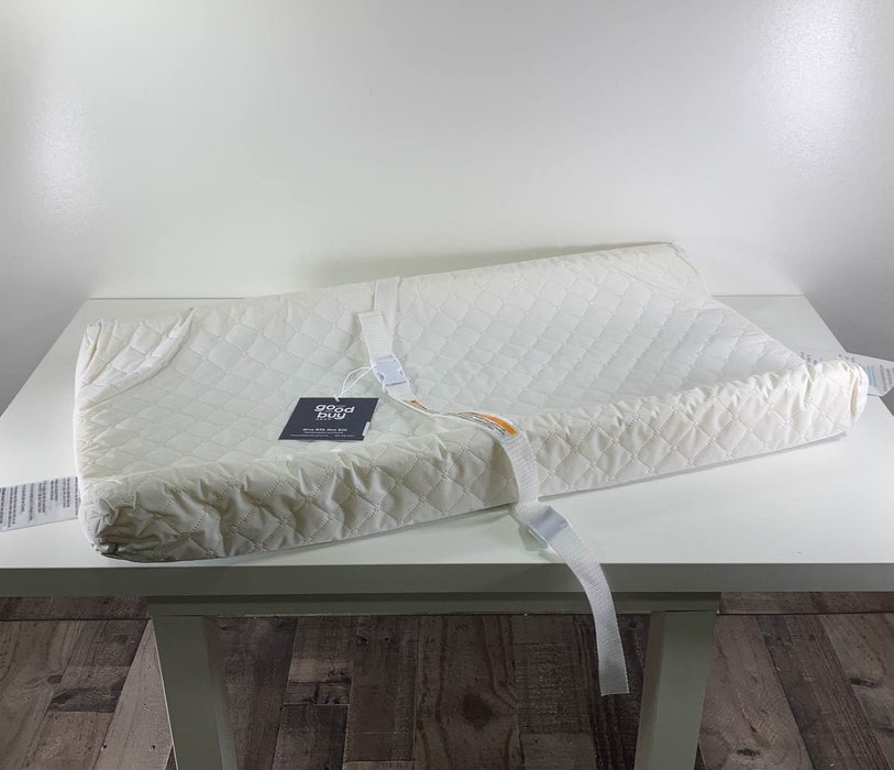 used Summer Infant Contoured Changing Pad