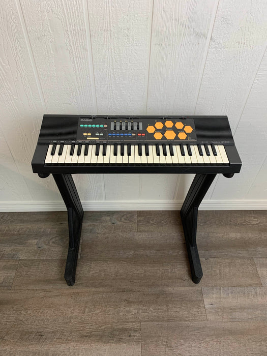 used Casio Electronic Keyboard MT-520