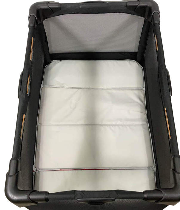 Shop 4moms Breeze Playard Plus, 1045 at Goodbuygears