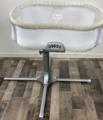 used Halo BassiNest Swivel Sleeper, Premiere Series