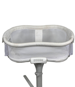 secondhand Halo BassiNest Swivel Sleeper, Premiere Series