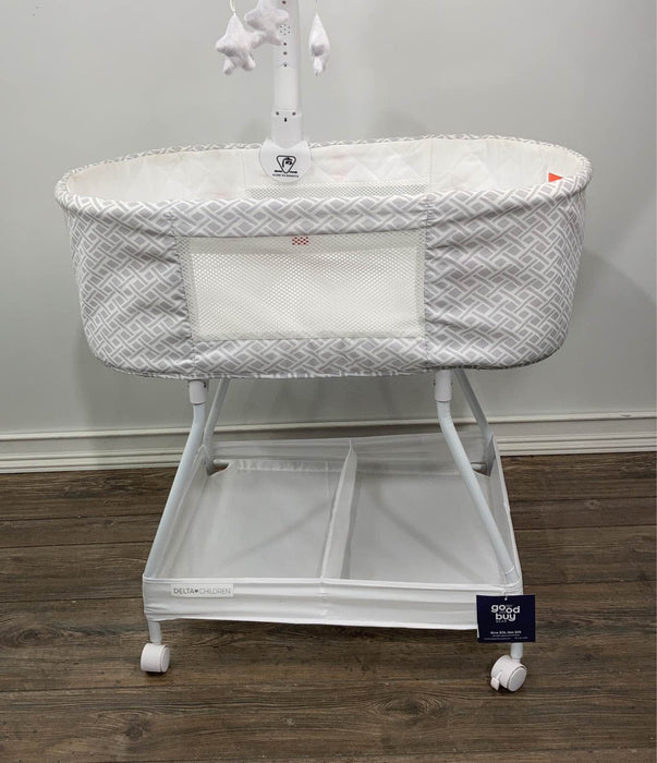 Shop Delta Children Sweet Slumber Bassinet at Goodbuygears