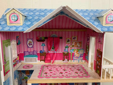secondhand KidKraft Dollhouse