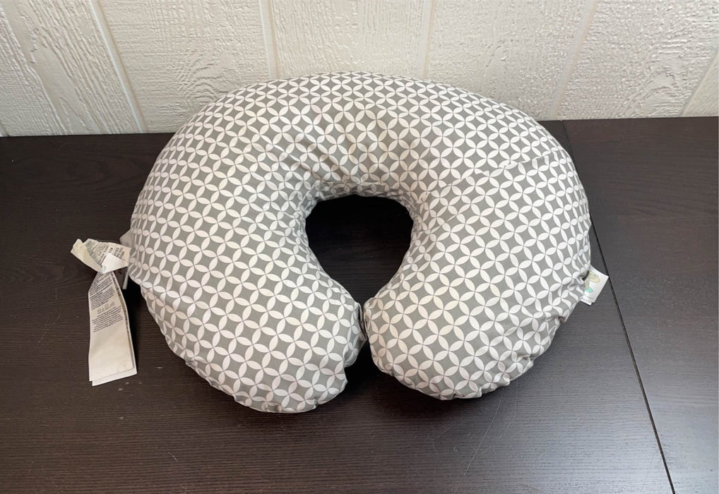 used Boppy Nursing and Infant Support Luxe Pillow, Geometric Circles Grey/White