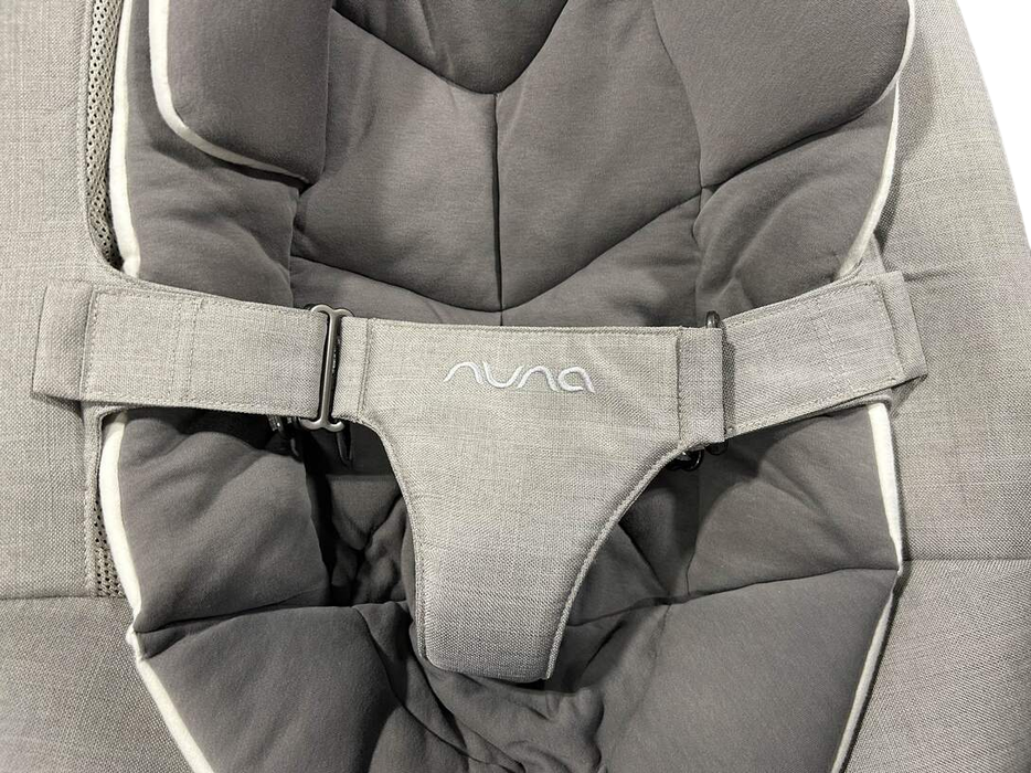 Shop Nuna LEAF Grow Seat, Quartz at Goodbuygears