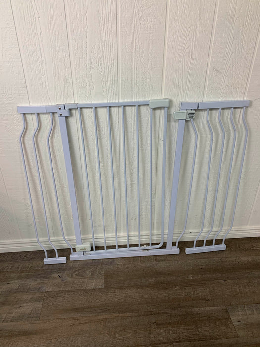 used Summer Infant Multi-Use Walk Through Gate