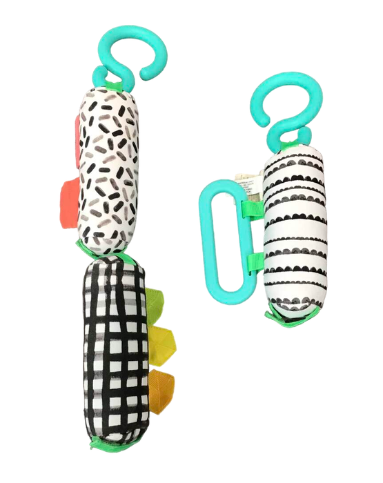 Shop Lovevery The Looker Play Kit at Goodbuygears