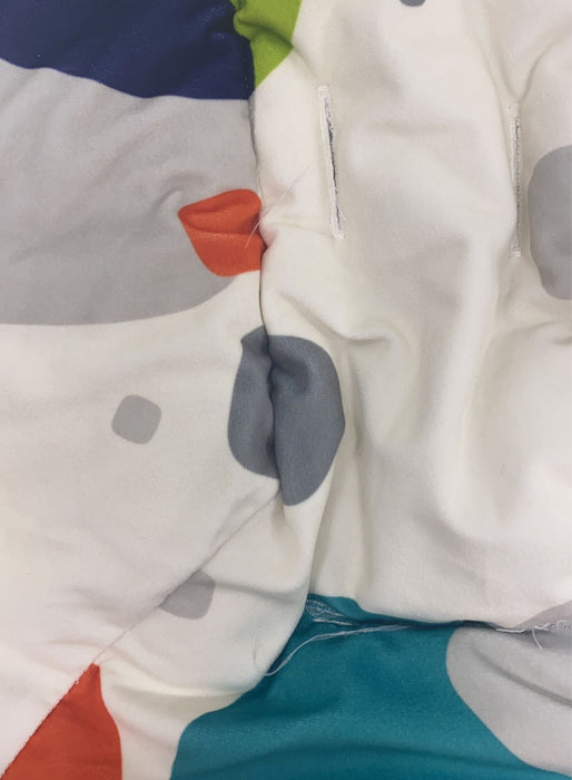 Shop 4moms Reversible Newborn Insert, Multi Polka at Goodbuygears