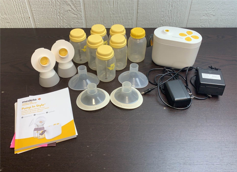 Shop Medela Pump In Style with MaxFlow, (21mm & 24mm Flanges) at Goodbuygears
