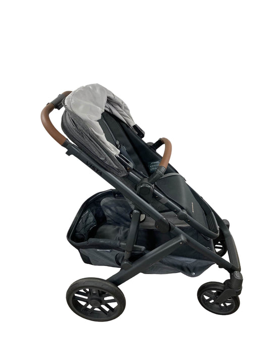 Shop UPPAbaby VISTA V2 Stroller, Greyson (Charcoal Melange), 2021 at Goodbuygears