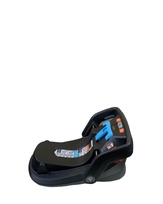 Shop UPPAbaby MESA V2 Infant Car Seat, Jake (Black), 2023 at Goodbuygears