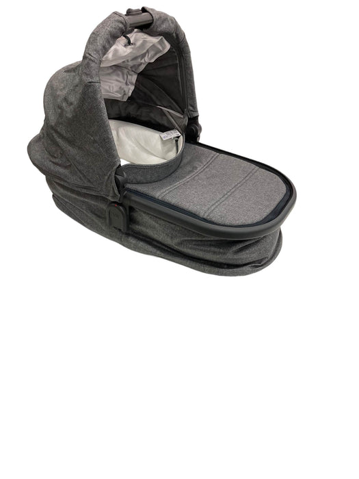 Shop UPPAbaby VISTA V2 Stroller, 2021, Greyson (Charcoal Melange) at Goodbuygears