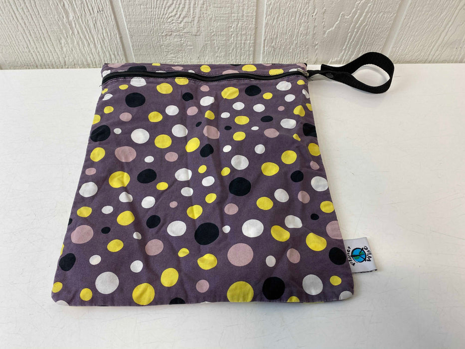 used Planet Wise Wet/Dry Bag (Small)