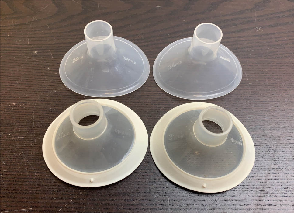 Shop Medela Pump In Style with MaxFlow, (21mm & 24mm Flanges) at Goodbuygears