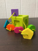 Shop Fat Brain Toys Oombee Cube at Goodbuygears