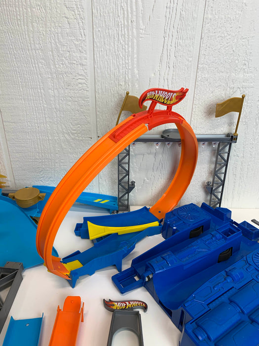 BUNDLE Hot Wheels Track