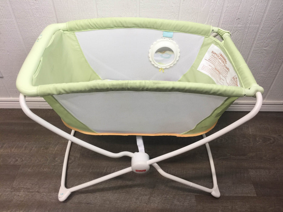 used Fisher Price Rock N’ Play Portable Bassinet
