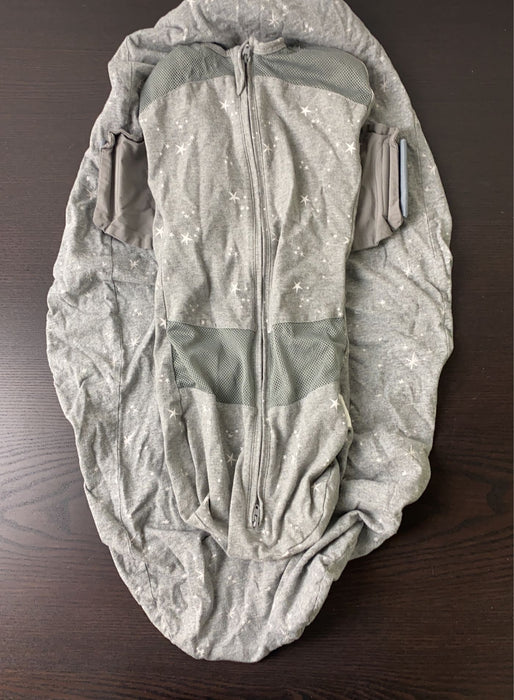 used Happiest Baby SNOO Sack and Fitted Sheets