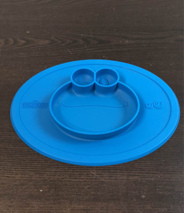 secondhand ezpz Sesame Street Cookie Monster Mat