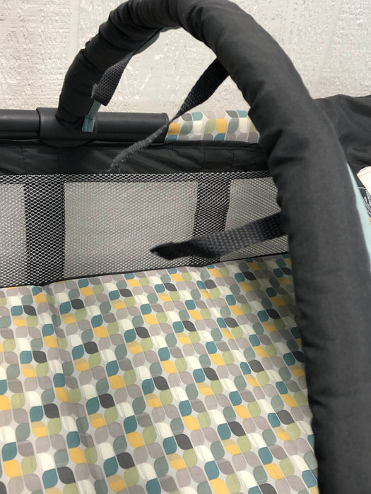 used Graco Pack N’ Play With Changer