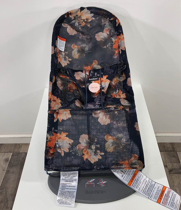 Shop BabyBjorn Bouncer Bliss, Midnight Florals, Mesh at Goodbuygears