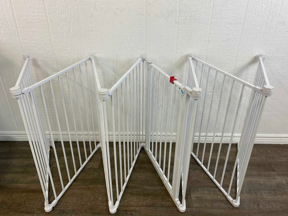 used Regalo 4 In 1 Play Yard